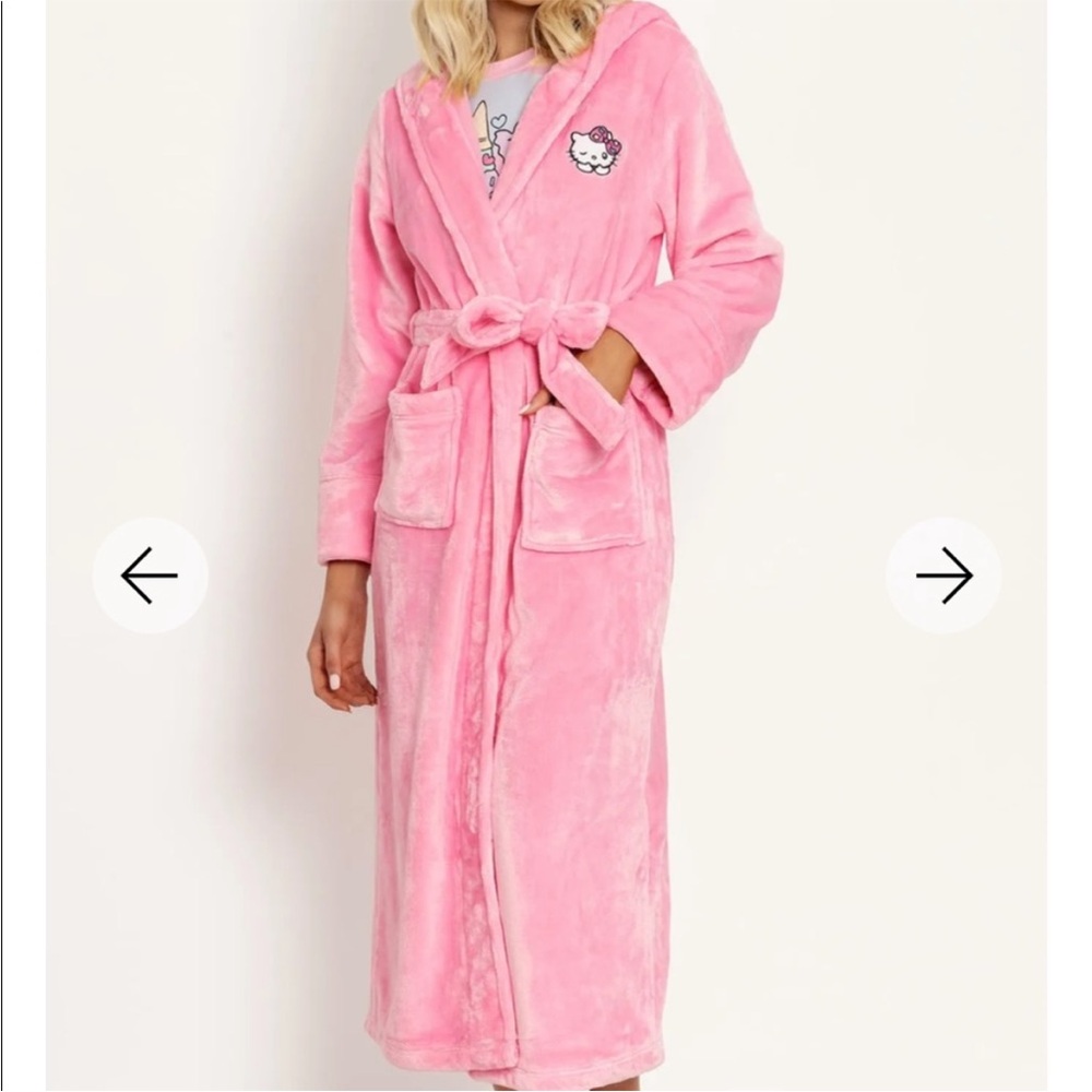 Hello Kitty Pink Plush Robe size XS Blackmilk